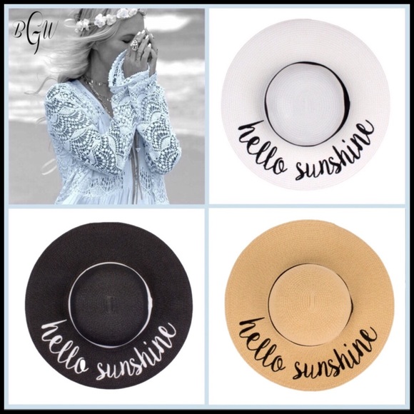 Boutique with Grace Accessories - 🏖🆕5⭐️Gorgeous BW Floppy Beach Hats
